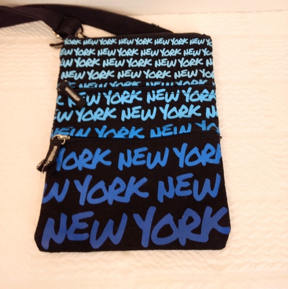 Arkash New York Canvas Crossbody - Picture 3 of 7